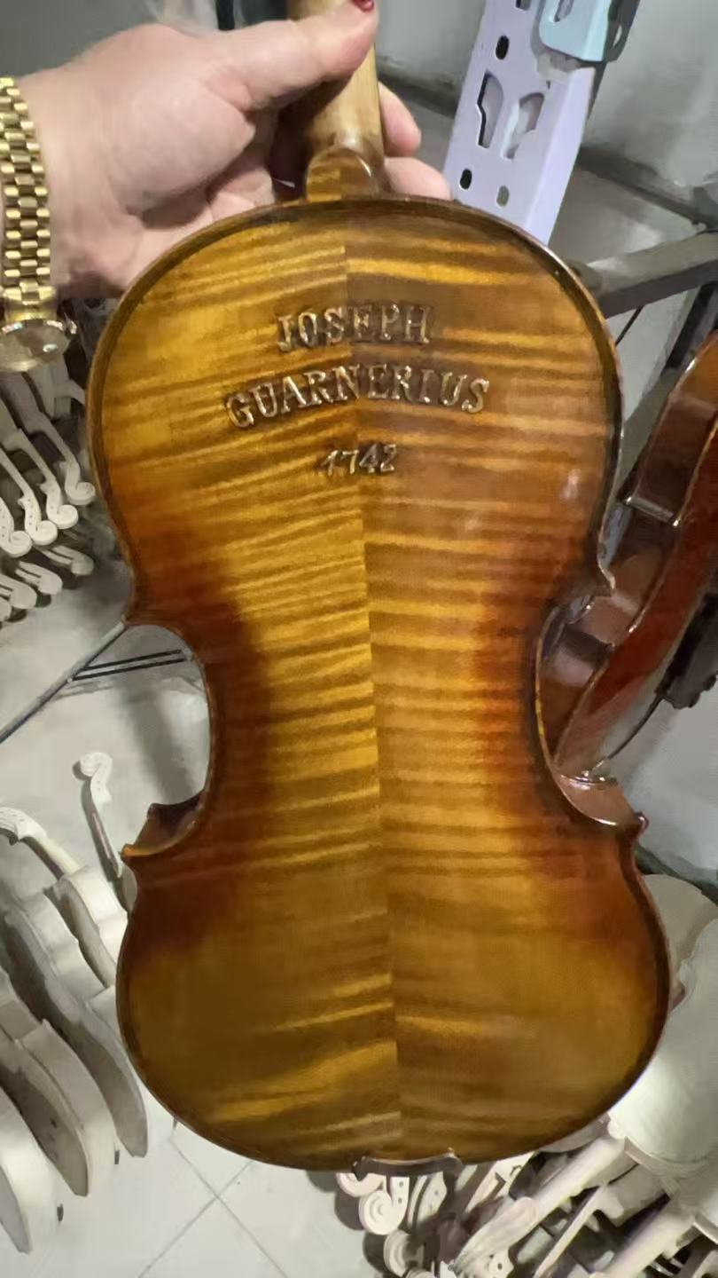 Musical Instrument Online - Violon 4/4 professionnel 1742 en érable